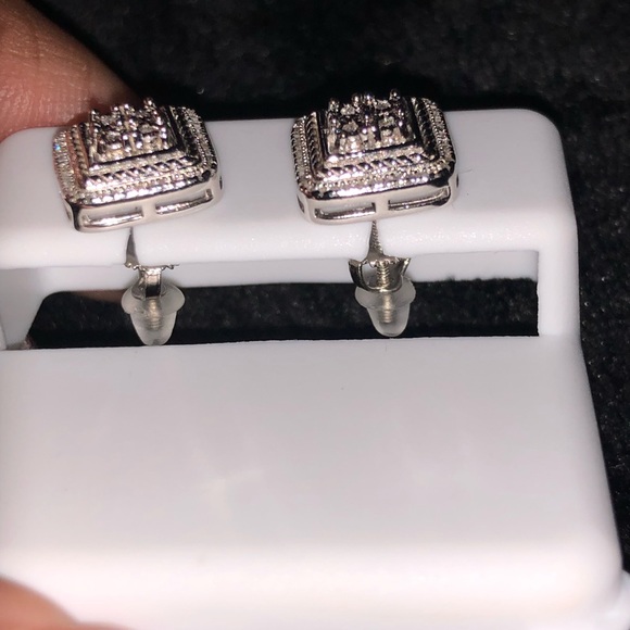 REAL DIAMOND White gold tone square earring NOT CZ - Picture 7 of 9